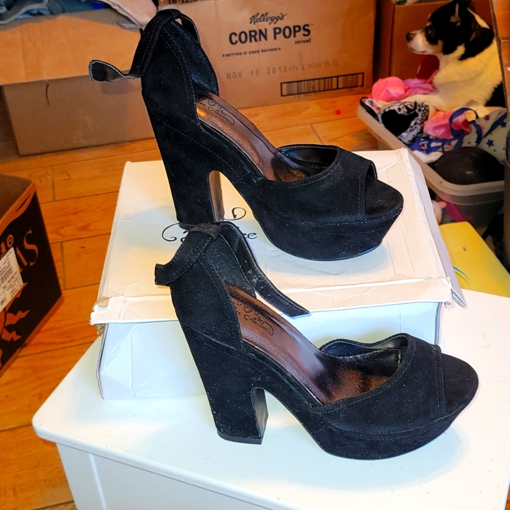 Brand New Journee Collection High Heels 👠